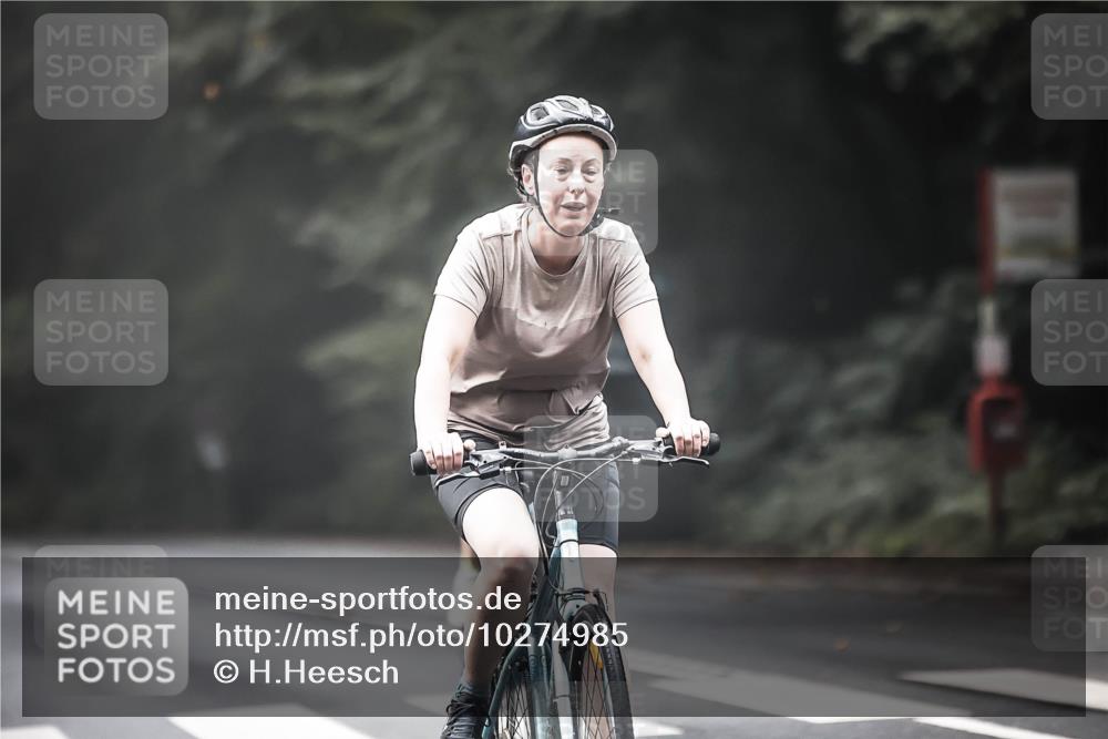 13.09.2026 - Stadtparktriathlon H.Heesch http://msf.ph/oto/10274985 13.09.2026 10:31:39 Radfahren 256, 297, 401, 442 meine-sportfotos.de