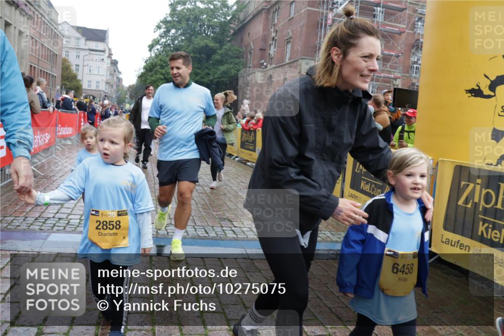 13.09.2026 - Kiel Lauf Yannick Fuchs http://msf.ph/oto/10275075 13.09.2026 08:37:28 Ziel 52, 751, 781, 1233, 2025, 2036, 2567, 3071, 3252, 3262, 5722, 6272, 6358, 6457, 6624, 7183, 7184, 9941, 10800, 11487, 12066, 12469, 12470, 12651, 12657, 12838, 82, 581, 873, 910, 1055, 1283, 2229, 2552, 3495, 3815, 4018, 4705, 5096, 5275, 5288, 5617, 6259, 6272, 6440, 6817, 6936, 7146, 7176, 7784, 7838, 8070, 8184, 8211, 8243, 8258, 8471, 8612, 8650, 8653, 8907, 9028, 9233, 9303, 9422, 9586, 9762, 10221, 10714, 10800, 11206, 11236, 11487, 11563, 11806, 1470 meine-sportfotos.de