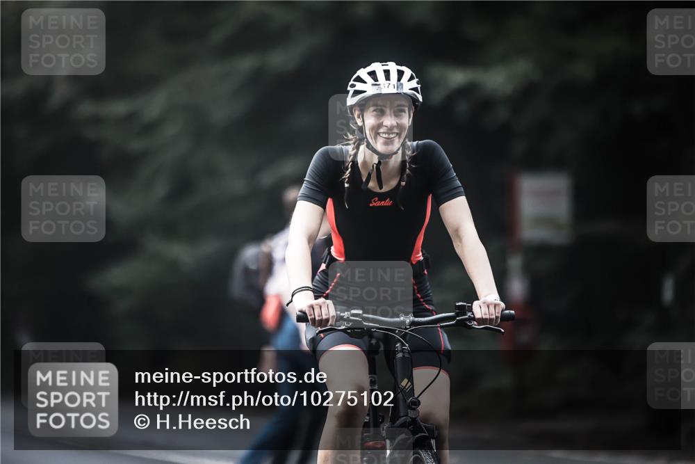 13.09.2026 - Stadtparktriathlon H.Heesch http://msf.ph/oto/10275102 13.09.2026 10:32:07 Radfahren 271, 371, 387 meine-sportfotos.de