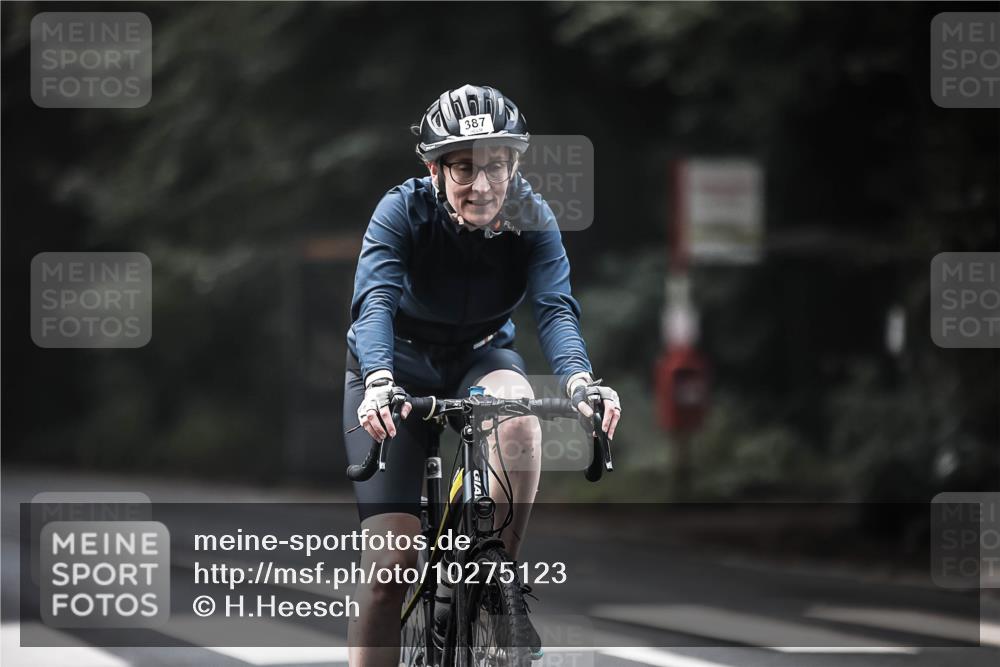 13.09.2026 - Stadtparktriathlon H.Heesch http://msf.ph/oto/10275123 13.09.2026 10:32:12 Radfahren 231, 271, 371, 387 meine-sportfotos.de