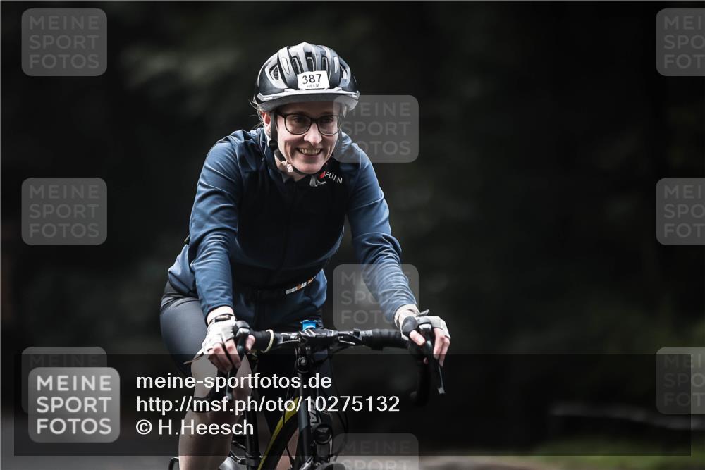 13.09.2026 - Stadtparktriathlon H.Heesch http://msf.ph/oto/10275132 13.09.2026 10:32:13 Radfahren 231, 371, 387 meine-sportfotos.de
