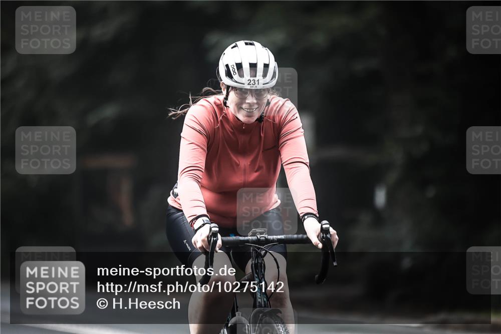 13.09.2026 - Stadtparktriathlon H.Heesch http://msf.ph/oto/10275142 13.09.2026 10:32:15 Radfahren 231, 387, 431 meine-sportfotos.de