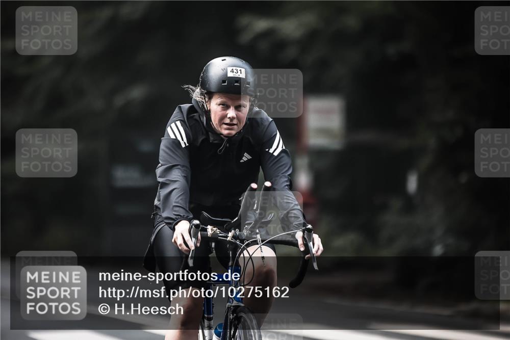 13.09.2026 - Stadtparktriathlon H.Heesch http://msf.ph/oto/10275162 13.09.2026 10:32:20 Radfahren 231, 404, 431 meine-sportfotos.de