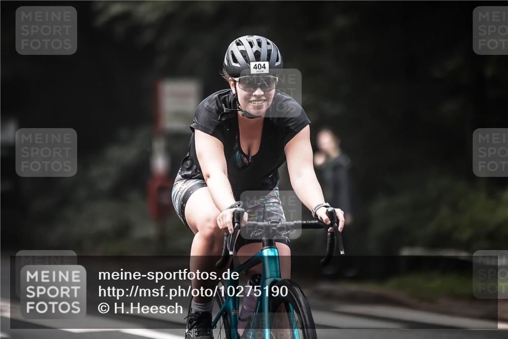 13.09.2026 - Stadtparktriathlon H.Heesch http://msf.ph/oto/10275190 13.09.2026 10:32:23 Radfahren 224, 295, 404, 431 meine-sportfotos.de