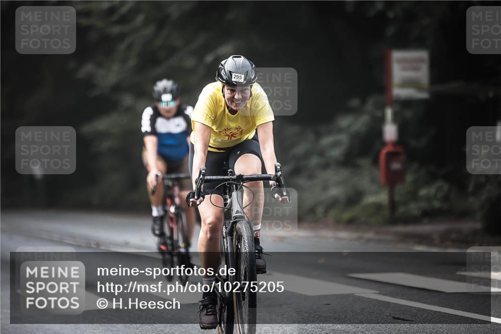 13.09.2026 - Stadtparktriathlon H.Heesch http://msf.ph/oto/10275205 13.09.2026 10:32:27 Radfahren 224, 277, 295, 404 meine-sportfotos.de