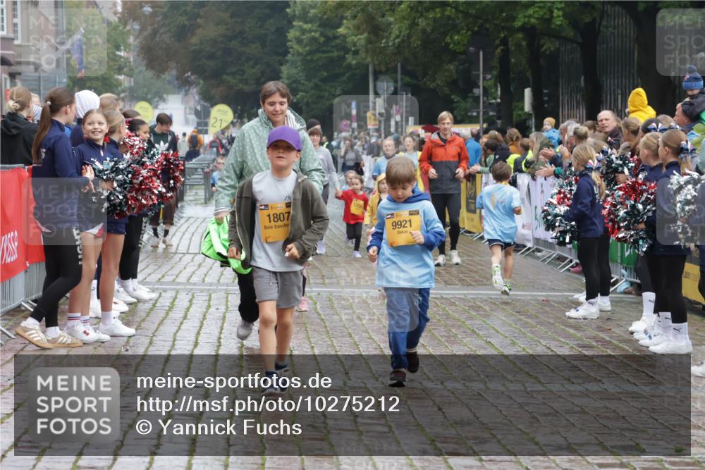 13.09.2026 - Kiel Lauf Yannick Fuchs http://msf.ph/oto/10275212 13.09.2026 08:37:42 Ziel 593, 1212, 1214, 1221, 1621, 2858, 3521, 4379, 5186, 5199, 5290, 6149, 6458, 7612, 9887, 9941, 12470, 52, 82, 751, 781, 1055, 1233, 1283, 2025, 2036, 2229, 2567, 3071, 3252, 3262, 4018, 4705, 5288, 5617, 5722, 6272, 6358, 6457, 6624, 7146, 7176, 7183, 7184, 8184, 8258, 8612, 8907, 9303, 9422, 9586, 10221, 10714, 10800, 11236, 11487, 11806, 12066, 12469, 12651, 12657, 12838, 1807, 2936, 7477, 11412, 82, 873, 910, 1283, 3815, 5288, 5617, 6440 meine-sportfotos.de