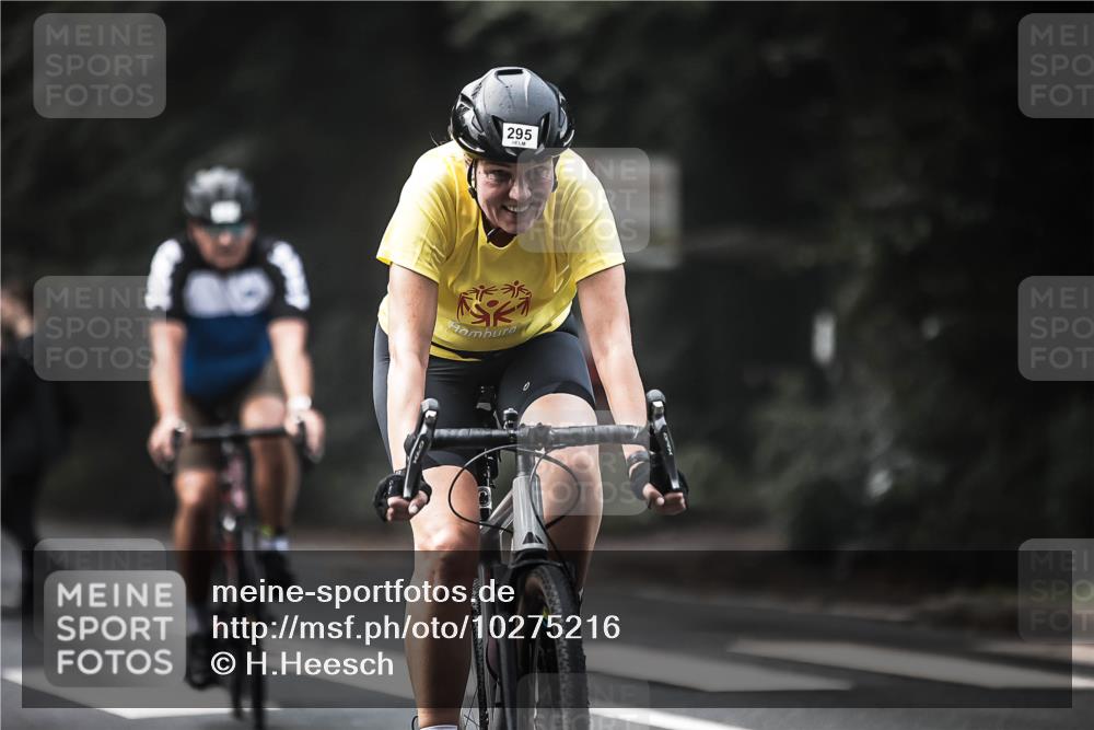 13.09.2026 - Stadtparktriathlon H.Heesch http://msf.ph/oto/10275216 13.09.2026 10:32:28 Radfahren 224, 277, 295, 404 meine-sportfotos.de