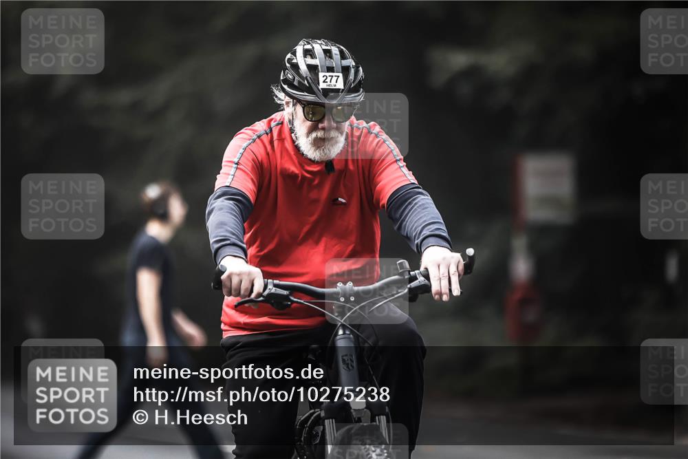 13.09.2026 - Stadtparktriathlon H.Heesch http://msf.ph/oto/10275238 13.09.2026 10:32:30 Radfahren 224, 277, 295 meine-sportfotos.de