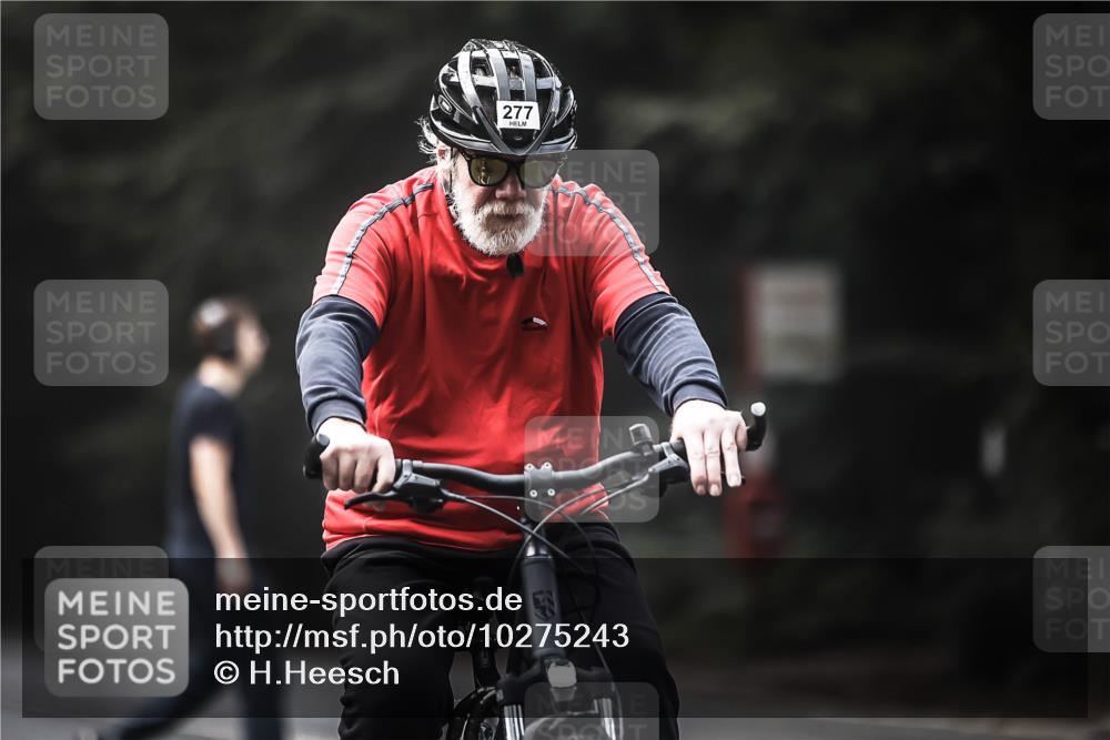 13.09.2026 - Stadtparktriathlon H.Heesch http://msf.ph/oto/10275243 13.09.2026 10:32:30 Radfahren 224, 277, 295 meine-sportfotos.de
