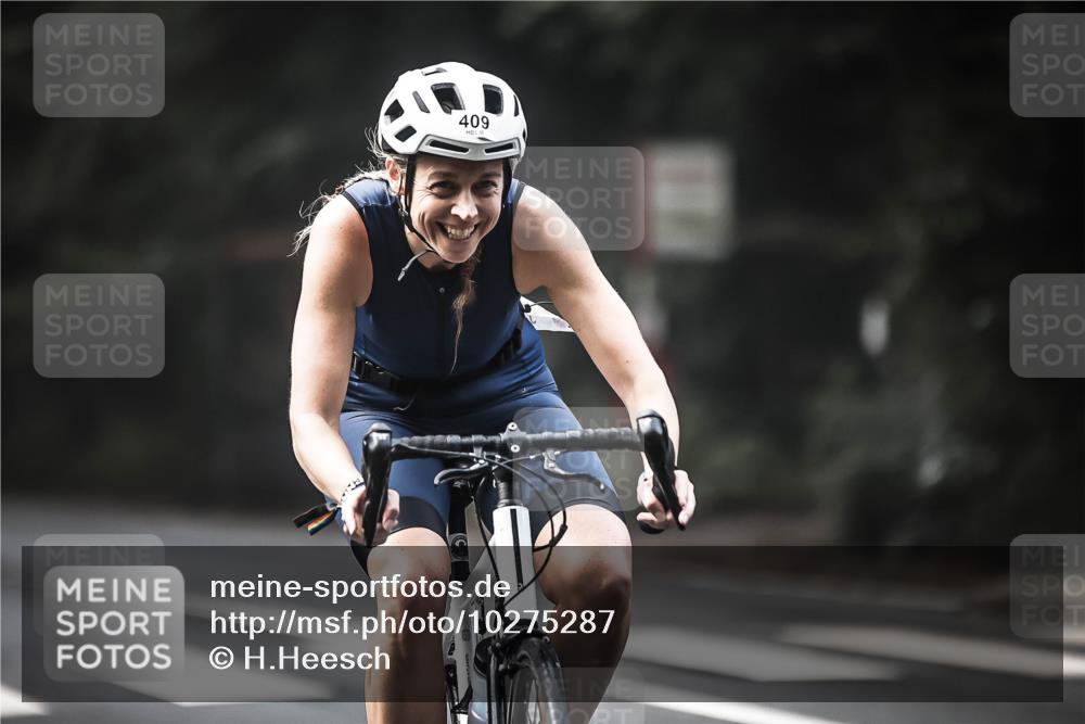 13.09.2026 - Stadtparktriathlon H.Heesch http://msf.ph/oto/10275287 13.09.2026 10:32:43 Radfahren 409, 456, 534 meine-sportfotos.de
