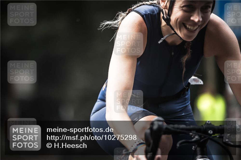 13.09.2026 - Stadtparktriathlon H.Heesch http://msf.ph/oto/10275298 13.09.2026 10:32:44 Radfahren 409, 456, 534 meine-sportfotos.de