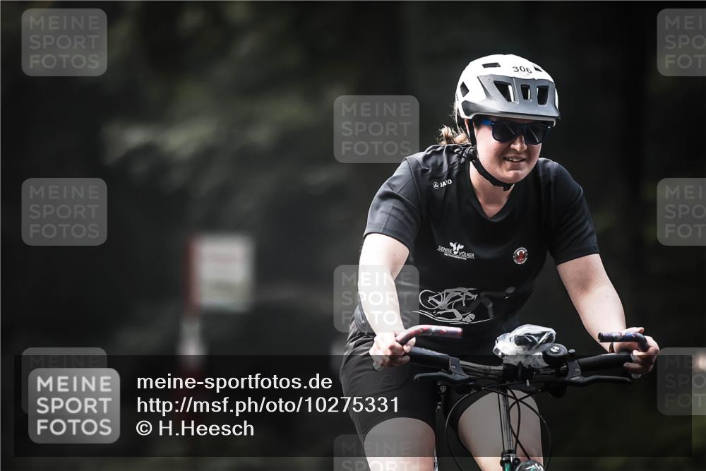 13.09.2026 - Stadtparktriathlon H.Heesch http://msf.ph/oto/10275331 13.09.2026 10:32:56 Radfahren 248, 306, 348 meine-sportfotos.de