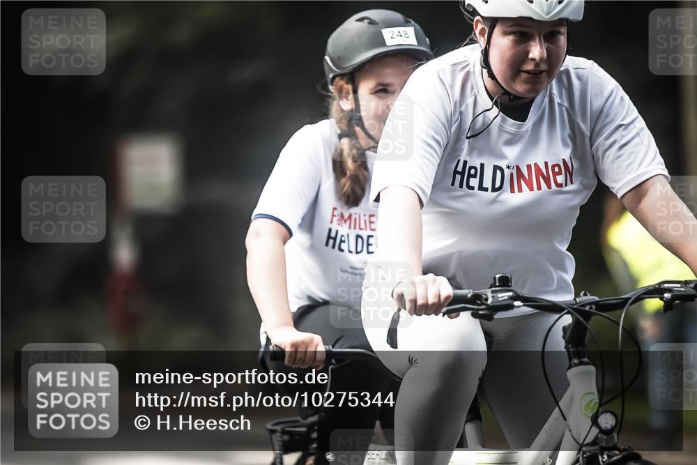 13.09.2026 - Stadtparktriathlon H.Heesch http://msf.ph/oto/10275344 13.09.2026 10:33:01 Radfahren 248, 306, 348 meine-sportfotos.de
