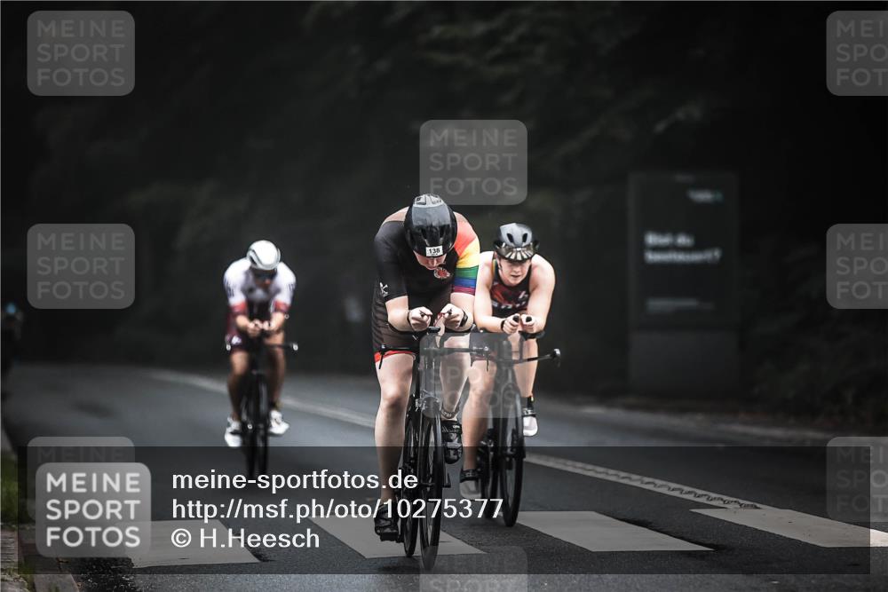 13.09.2026 - Stadtparktriathlon H.Heesch http://msf.ph/oto/10275377 13.09.2026 09:06:17 Radfahren 52, 129, 138, 175 meine-sportfotos.de
