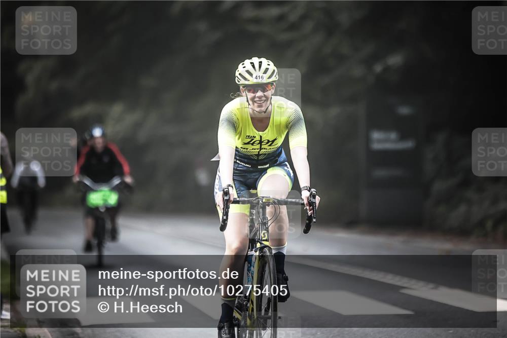 13.09.2026 - Stadtparktriathlon H.Heesch http://msf.ph/oto/10275405 13.09.2026 10:33:17 Radfahren 230, 342, 408, 416, 509 meine-sportfotos.de