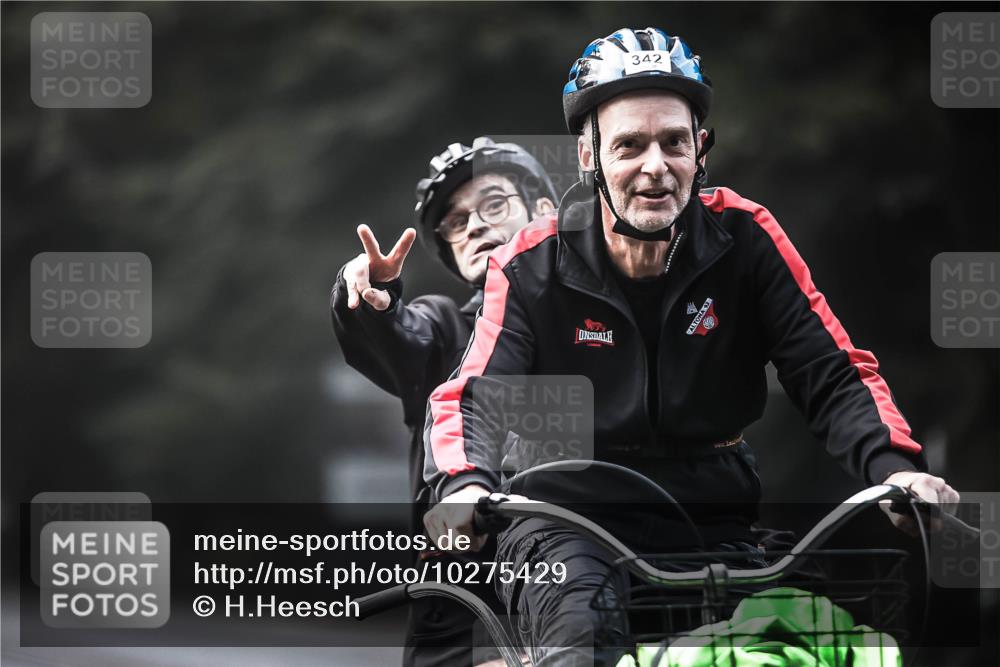 13.09.2026 - Stadtparktriathlon H.Heesch http://msf.ph/oto/10275429 13.09.2026 10:33:21 Radfahren 250, 342, 416 meine-sportfotos.de