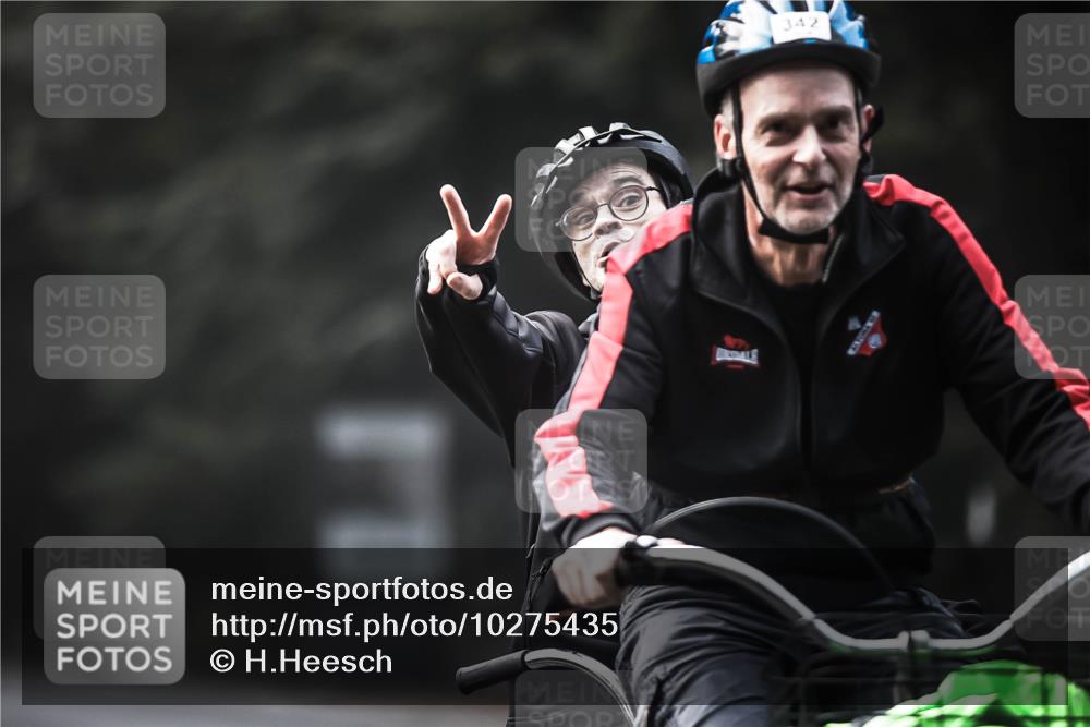 13.09.2026 - Stadtparktriathlon H.Heesch http://msf.ph/oto/10275435 13.09.2026 10:33:21 Radfahren 250, 342, 416 meine-sportfotos.de
