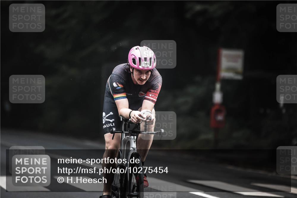 13.09.2026 - Stadtparktriathlon H.Heesch http://msf.ph/oto/10275454 13.09.2026 09:06:42 Radfahren 25, 41, 76, 102, 114, 141 meine-sportfotos.de