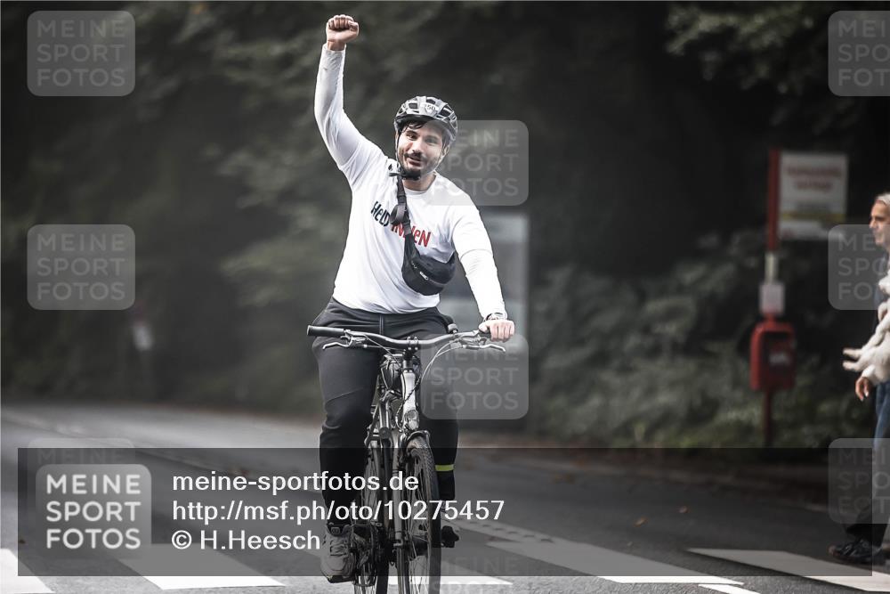 13.09.2026 - Stadtparktriathlon H.Heesch http://msf.ph/oto/10275457 13.09.2026 10:33:23 Radfahren 250, 342, 416 meine-sportfotos.de