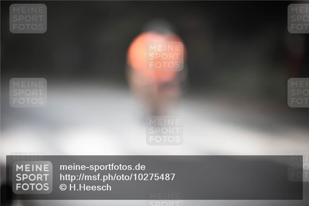 13.09.2026 - Stadtparktriathlon H.Heesch http://msf.ph/oto/10275487 13.09.2026 10:33:36 Radfahren 395, 563 meine-sportfotos.de
