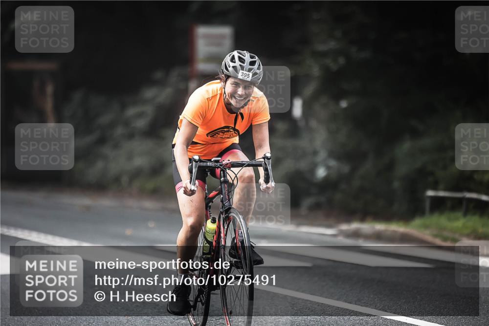 13.09.2026 - Stadtparktriathlon H.Heesch http://msf.ph/oto/10275491 13.09.2026 10:33:37 Radfahren 395, 563 meine-sportfotos.de