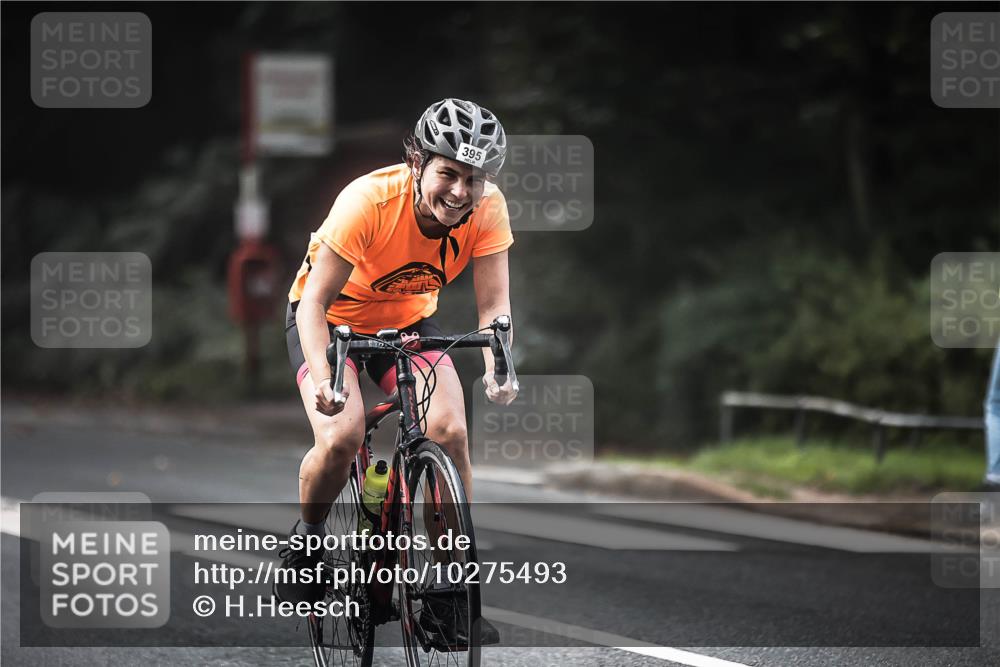 13.09.2026 - Stadtparktriathlon H.Heesch http://msf.ph/oto/10275493 13.09.2026 10:33:37 Radfahren 395, 563 meine-sportfotos.de