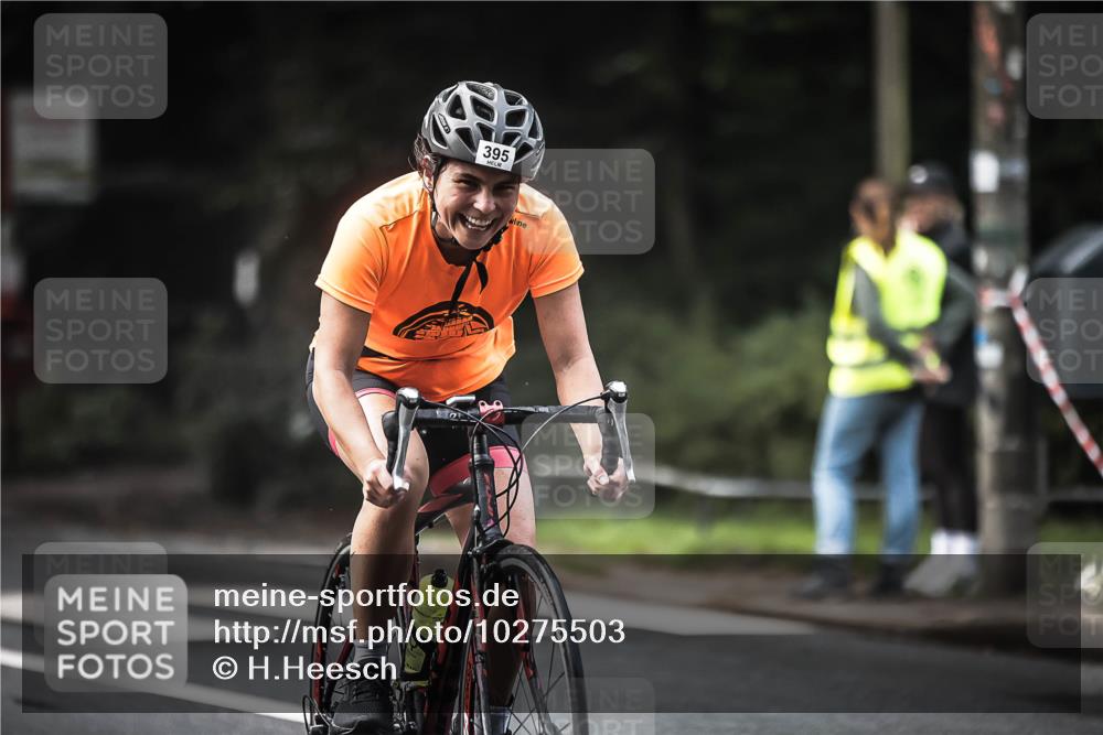 13.09.2026 - Stadtparktriathlon H.Heesch http://msf.ph/oto/10275503 13.09.2026 10:33:37 Radfahren 395, 563 meine-sportfotos.de