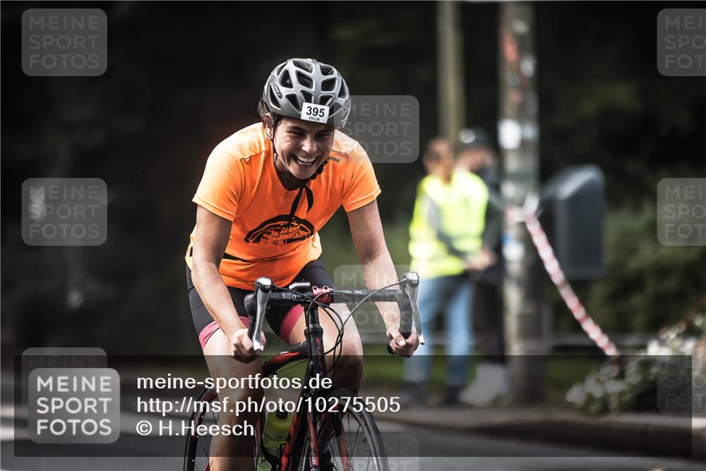 13.09.2026 - Stadtparktriathlon H.Heesch http://msf.ph/oto/10275505 13.09.2026 10:33:37 Radfahren 395, 563 meine-sportfotos.de