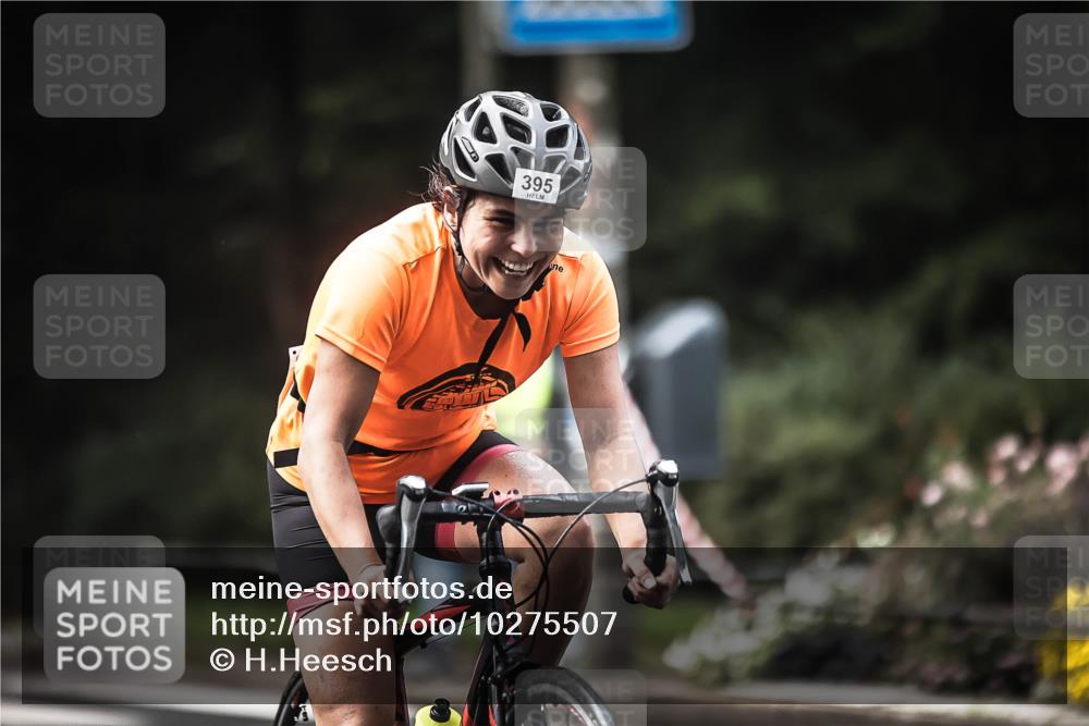 13.09.2026 - Stadtparktriathlon H.Heesch http://msf.ph/oto/10275507 13.09.2026 10:33:38 Radfahren 395, 563 meine-sportfotos.de