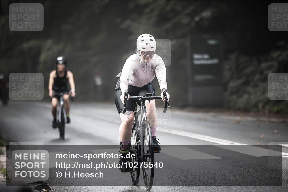 13.09.2026 - Stadtparktriathlon H.Heesch http://msf.ph/oto/10275540 13.09.2026 10:33:45 Radfahren 375, 403, 563 meine-sportfotos.de