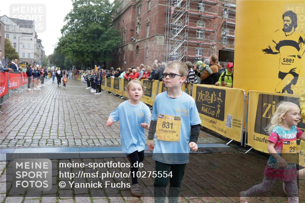 13.09.2026 - Kiel Lauf Yannick Fuchs http://msf.ph/oto/10275554 13.09.2026 08:38:03 Ziel 1807, 2936, 4490, 7477, 9791, 9921, 11412, 11810, 52, 236, 278, 593, 1212, 1214, 1221, 1621, 2036, 2858, 3071, 3262, 3521, 4379, 4490, 5186, 5199, 5290, 5709, 5887, 6149, 6457, 6458, 6624, 7283, 7612, 9887, 9941, 10478, 11899, 12066, 12470, 12651, 12657, 12838, 281, 4085, 4734, 8382, 8428, 12581, 52, 751, 781, 1233, 2025, 2036, 2567, 3071, 3262, 6358, 6457, 6624, 7183, 12066, 12469, 12651, 12657, 12838 meine-sportfotos.de