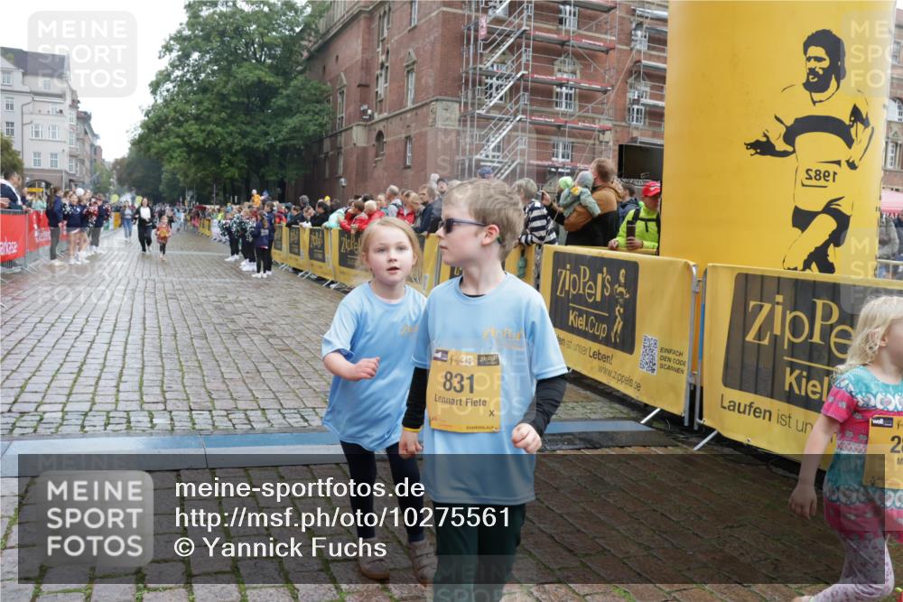 13.09.2026 - Kiel Lauf Yannick Fuchs http://msf.ph/oto/10275561 13.09.2026 08:38:03 Ziel 1807, 2936, 4490, 7477, 9791, 9921, 11412, 11810, 52, 236, 278, 593, 1212, 1214, 1221, 1621, 2036, 2858, 3071, 3262, 3521, 4379, 4490, 5186, 5199, 5290, 5709, 5887, 6149, 6457, 6458, 6624, 7283, 7612, 9887, 9941, 10478, 11899, 12066, 12470, 12651, 12657, 12838, 281, 4085, 4734, 8382, 8428, 12581, 52, 751, 781, 1233, 2025, 2036, 2567, 3071, 3262, 6358, 6457, 6624, 7183, 12066, 12469, 12651, 12657, 12838 meine-sportfotos.de