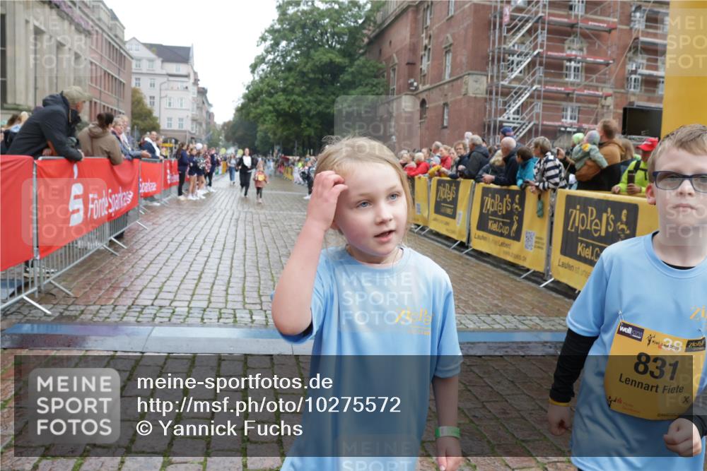 13.09.2026 - Kiel Lauf Yannick Fuchs http://msf.ph/oto/10275572 13.09.2026 08:38:04 Ziel 1807, 2936, 7477, 9791, 9921, 11412, 11810, 12581, 236, 278, 593, 1212, 1214, 1221, 1621, 2036, 2858, 3071, 3262, 3521, 4379, 4490, 5186, 5199, 5290, 5709, 5887, 6149, 6457, 6458, 6624, 7283, 7612, 9887, 9941, 10478, 11899, 12470, 12651, 12657, 12838, 281, 4085, 4423, 4734, 8382, 8428, 52, 781, 1233, 2025, 2036, 3071, 3262, 6457, 6624, 12066, 12469, 12651, 12657, 12838 meine-sportfotos.de