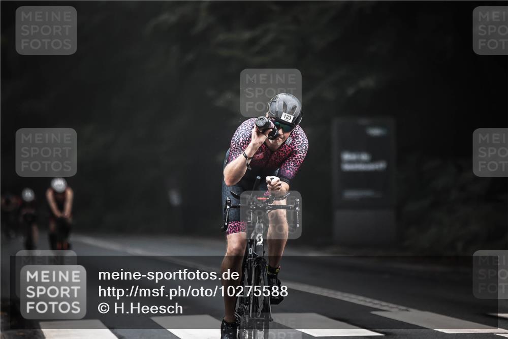 13.09.2026 - Stadtparktriathlon H.Heesch http://msf.ph/oto/10275588 13.09.2026 09:07:11 Radfahren 30, 123, 130, 133, 178 meine-sportfotos.de