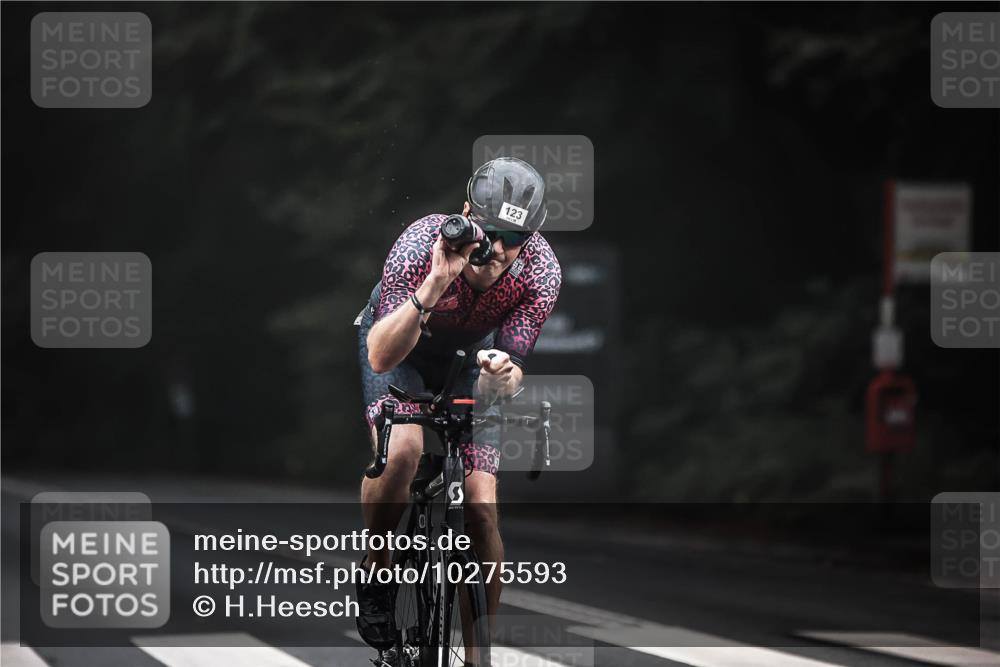 13.09.2026 - Stadtparktriathlon H.Heesch http://msf.ph/oto/10275593 13.09.2026 09:07:11 Radfahren 30, 123, 130, 133, 178 meine-sportfotos.de