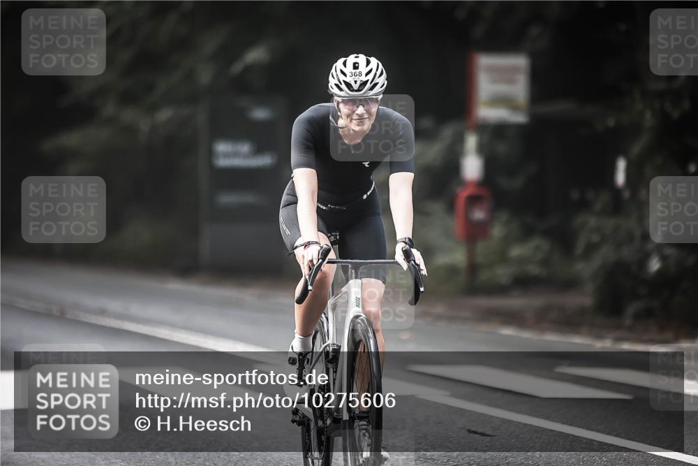 13.09.2026 - Stadtparktriathlon H.Heesch http://msf.ph/oto/10275606 13.09.2026 10:33:58 Radfahren 275, 320, 368 meine-sportfotos.de