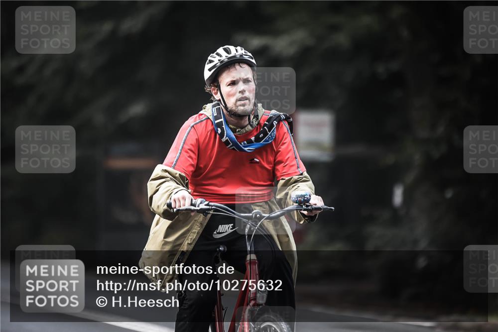 13.09.2026 - Stadtparktriathlon H.Heesch http://msf.ph/oto/10275632 13.09.2026 10:34:02 Radfahren 275, 320, 368 meine-sportfotos.de