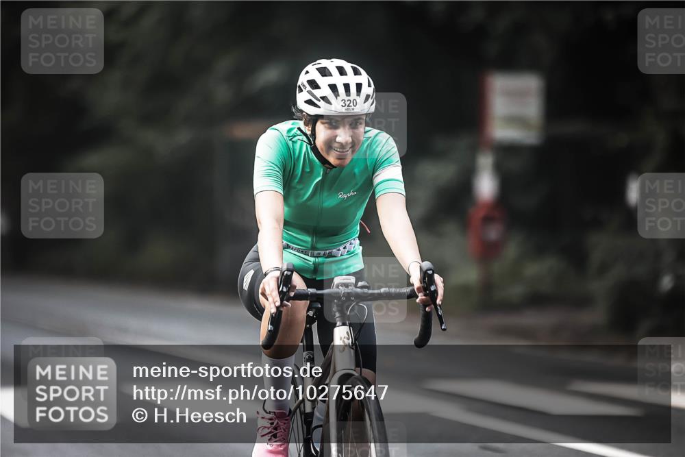 13.09.2026 - Stadtparktriathlon H.Heesch http://msf.ph/oto/10275647 13.09.2026 10:34:04 Radfahren 275, 320, 421, 502 meine-sportfotos.de