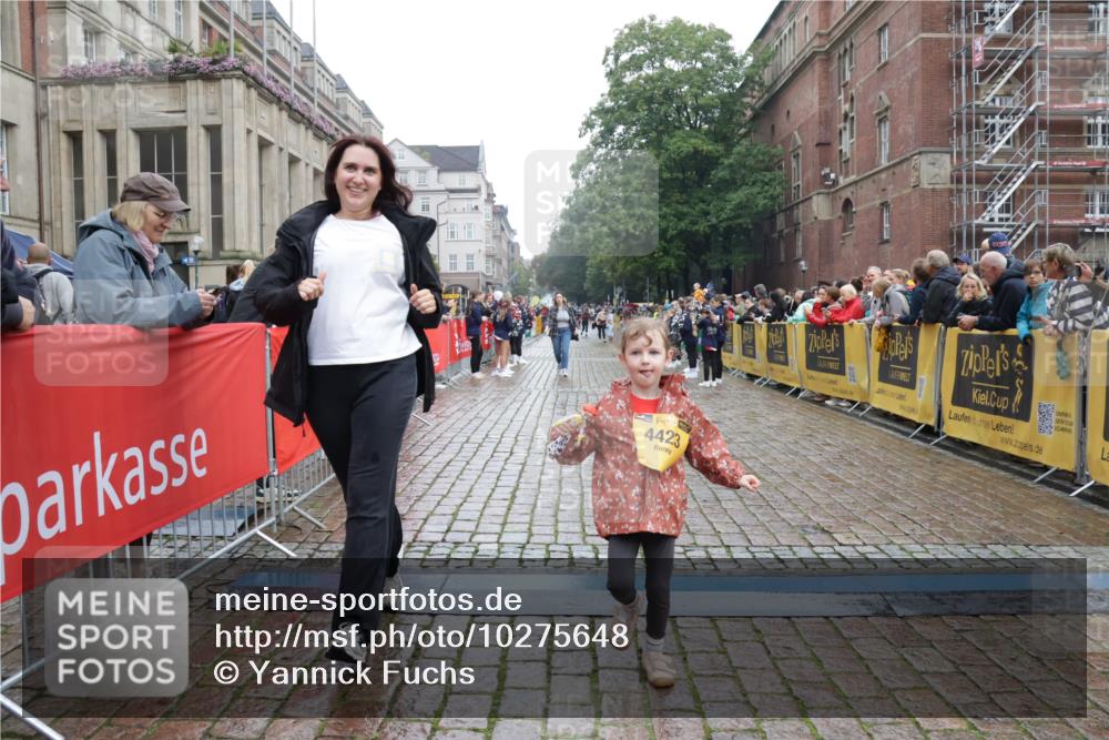 13.09.2026 - Kiel Lauf Yannick Fuchs http://msf.ph/oto/10275648 13.09.2026 08:38:11 Ziel 281, 4085, 4734, 7477, 8382, 8428, 9791, 9921, 11412, 11810, 12581, 236, 278, 593, 1214, 1621, 1807, 2858, 2936, 4379, 4490, 5199, 5709, 5887, 6149, 6458, 7283, 7612, 9887, 10478, 11899, 4423, 1212, 1221, 2036, 2858, 3071, 3262, 3521, 4379, 5186, 5290, 6149, 6457, 6458, 6624, 9941, 12470, 12651, 12657, 12838 meine-sportfotos.de