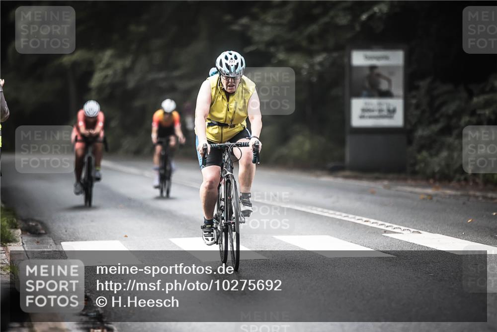13.09.2026 - Stadtparktriathlon H.Heesch http://msf.ph/oto/10275692 13.09.2026 10:34:17 Radfahren 359, 447, 777 meine-sportfotos.de