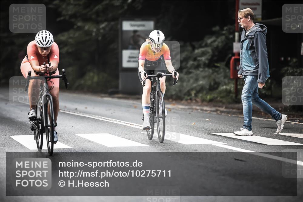 13.09.2026 - Stadtparktriathlon H.Heesch http://msf.ph/oto/10275711 13.09.2026 10:34:19 Radfahren 359, 447, 777 meine-sportfotos.de
