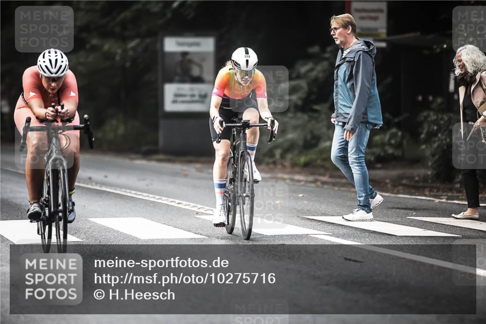 13.09.2026 - Stadtparktriathlon H.Heesch http://msf.ph/oto/10275716 13.09.2026 10:34:19 Radfahren 359, 447, 777 meine-sportfotos.de