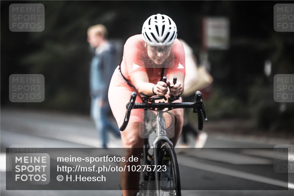 13.09.2026 - Stadtparktriathlon H.Heesch http://msf.ph/oto/10275723 13.09.2026 10:34:20 Radfahren 359, 447, 777 meine-sportfotos.de