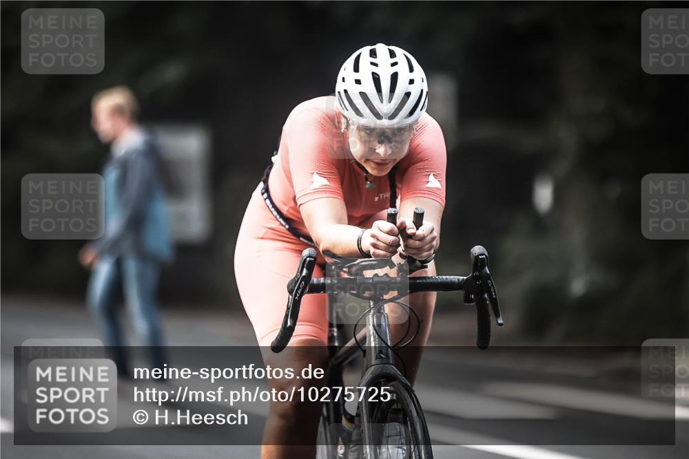 13.09.2026 - Stadtparktriathlon H.Heesch http://msf.ph/oto/10275725 13.09.2026 10:34:20 Radfahren 359, 447, 777 meine-sportfotos.de