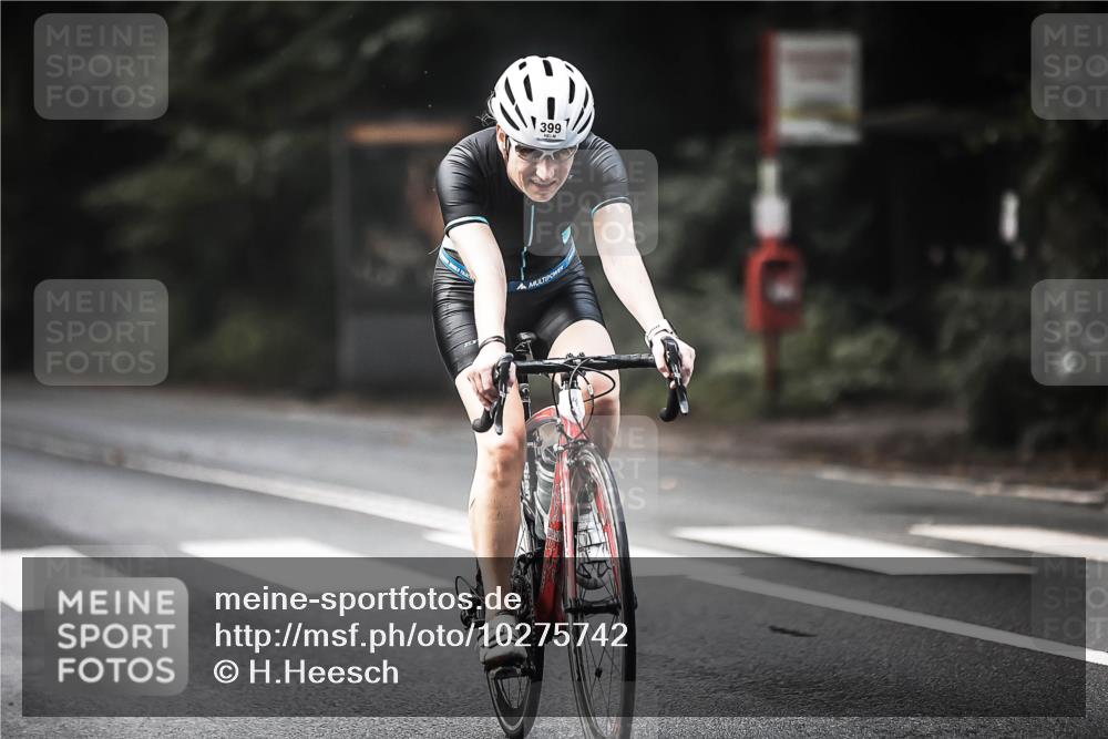 13.09.2026 - Stadtparktriathlon H.Heesch http://msf.ph/oto/10275742 13.09.2026 10:34:32 Radfahren 364, 399 meine-sportfotos.de