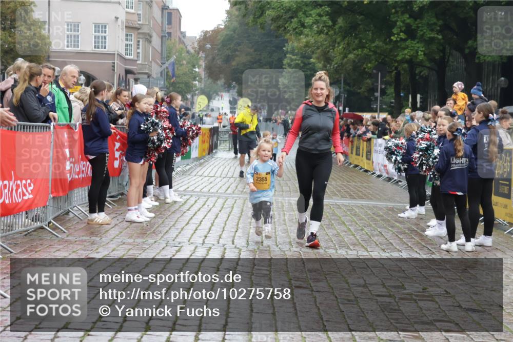 13.09.2026 - Kiel Lauf Yannick Fuchs http://msf.ph/oto/10275758 13.09.2026 08:38:31 Ziel 4423, 10005, 281, 1807, 2936, 4085, 4734, 7477, 8382, 8428, 9791, 9921, 11412, 11810, 12581, 2355, 9149, 278, 1807, 2936, 4490, 5709, 10478, 11899 meine-sportfotos.de