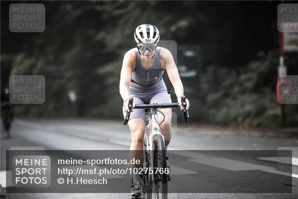 13.09.2026 - Stadtparktriathlon H.Heesch http://msf.ph/oto/10275766 13.09.2026 10:34:37 Radfahren 364, 399, 444, 538 meine-sportfotos.de