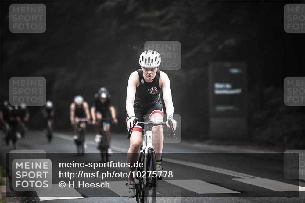 13.09.2026 - Stadtparktriathlon H.Heesch http://msf.ph/oto/10275778 13.09.2026 09:07:40 Radfahren 75, 81, 88, 142, 143, 154, 177, 203 meine-sportfotos.de