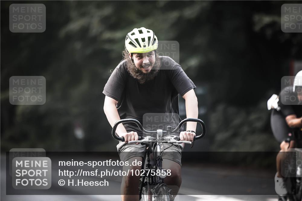 13.09.2026 - Stadtparktriathlon H.Heesch http://msf.ph/oto/10275858 13.09.2026 10:34:51 Radfahren 336, 402, 445, 489 meine-sportfotos.de