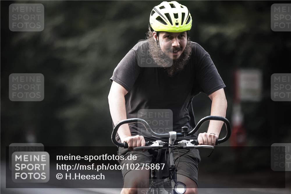 13.09.2026 - Stadtparktriathlon H.Heesch http://msf.ph/oto/10275867 13.09.2026 10:34:51 Radfahren 336, 402, 445, 489 meine-sportfotos.de